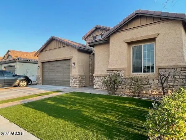 $2,999 | 1911 East Horseshoe Drive, Chandler, AZ 85249