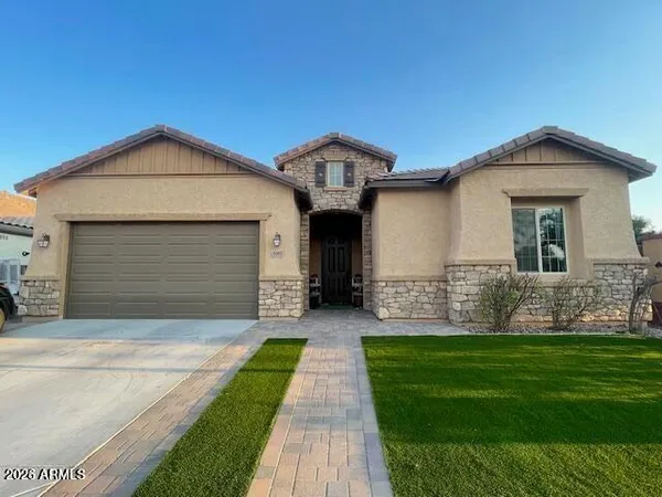 $2,999 | 1911 East Horseshoe Drive, Chandler, AZ 85249