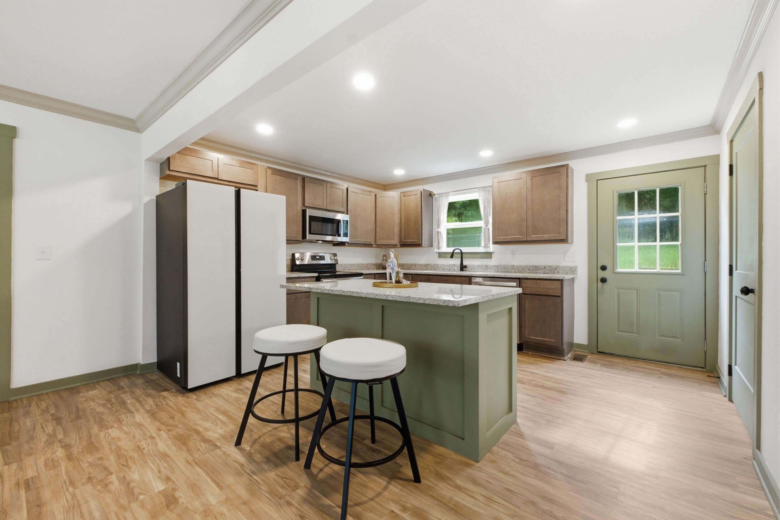 6903 Ramseytown Road Harrison, TN 37341 - Photo 14 of 33 Kitchen Island