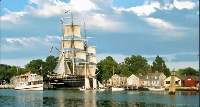 $5,000 | 14 Godfrey Street, Groton, CT 06355