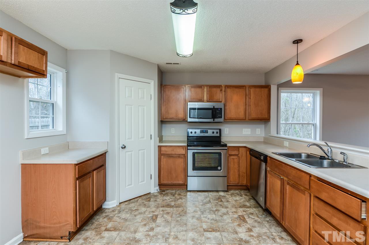 4327 Chimney Stone Road Durham, NC 27704 - Photo 3 of 25 Gallery Image 3