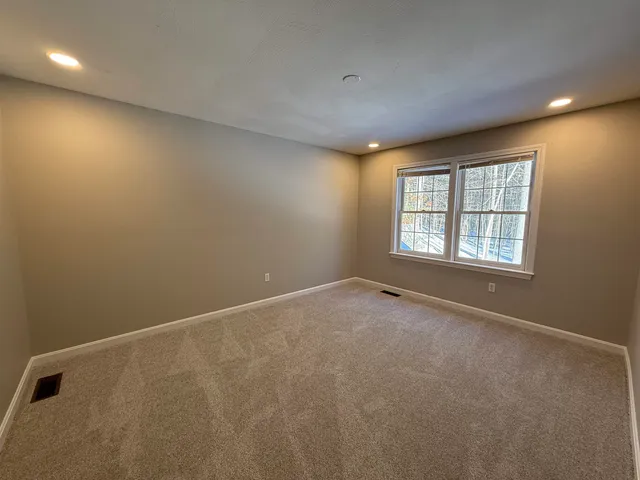 $4,350 | 149 Tinker Road, Nashua, NH 03063