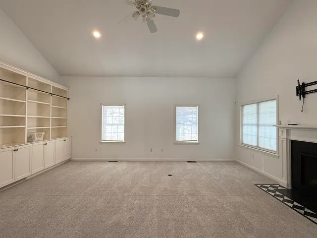 $4,350 | 149 Tinker Road, Nashua, NH 03063