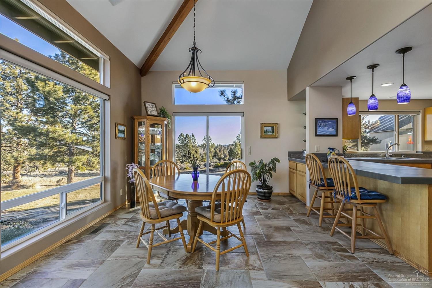 20516 Rusticate Road Bend, OR 97702 - Photo 5 of 25 Additional Photo