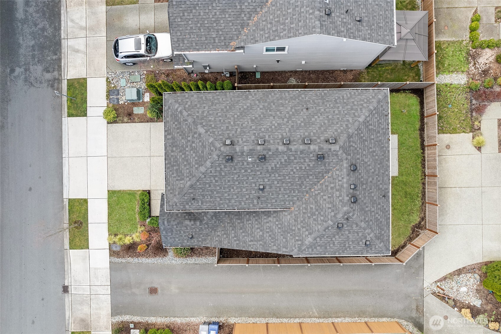 207 169th Place Southwest Bothell, WA 98012 - Photo 33 of 36