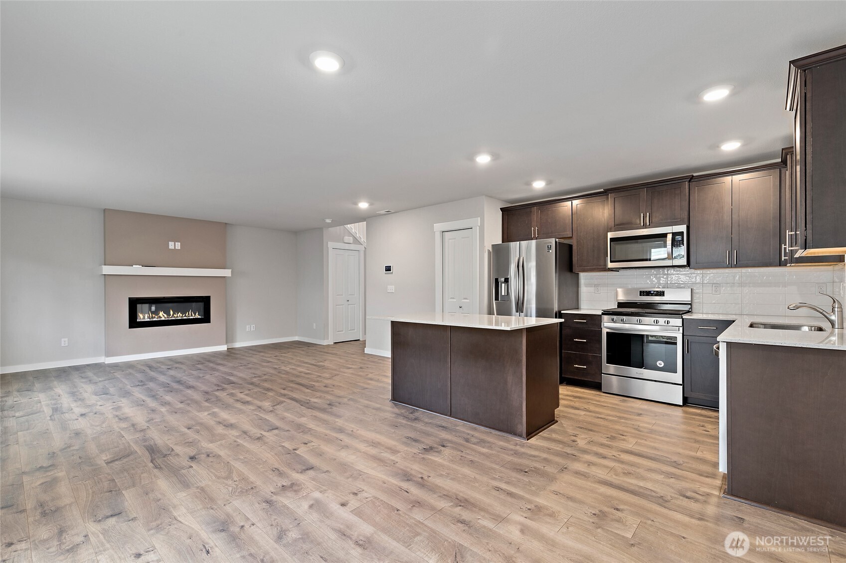 207 169th Place Southwest Bothell, WA 98012 - Photo 9 of 36