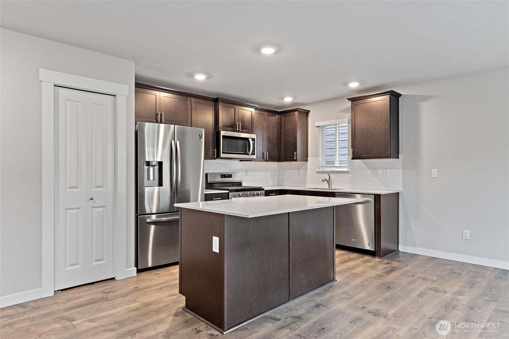 207 169th Place Southwest Bothell, WA 98012 - Photo 10 of 36