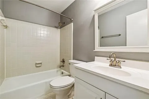$377,000 | 4422 Carondelet Street, Unit 4422, New Orleans, LA 70115