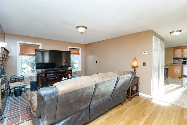 $549,999 | 41 Tewksbury Road, Hampstead, NH 03841