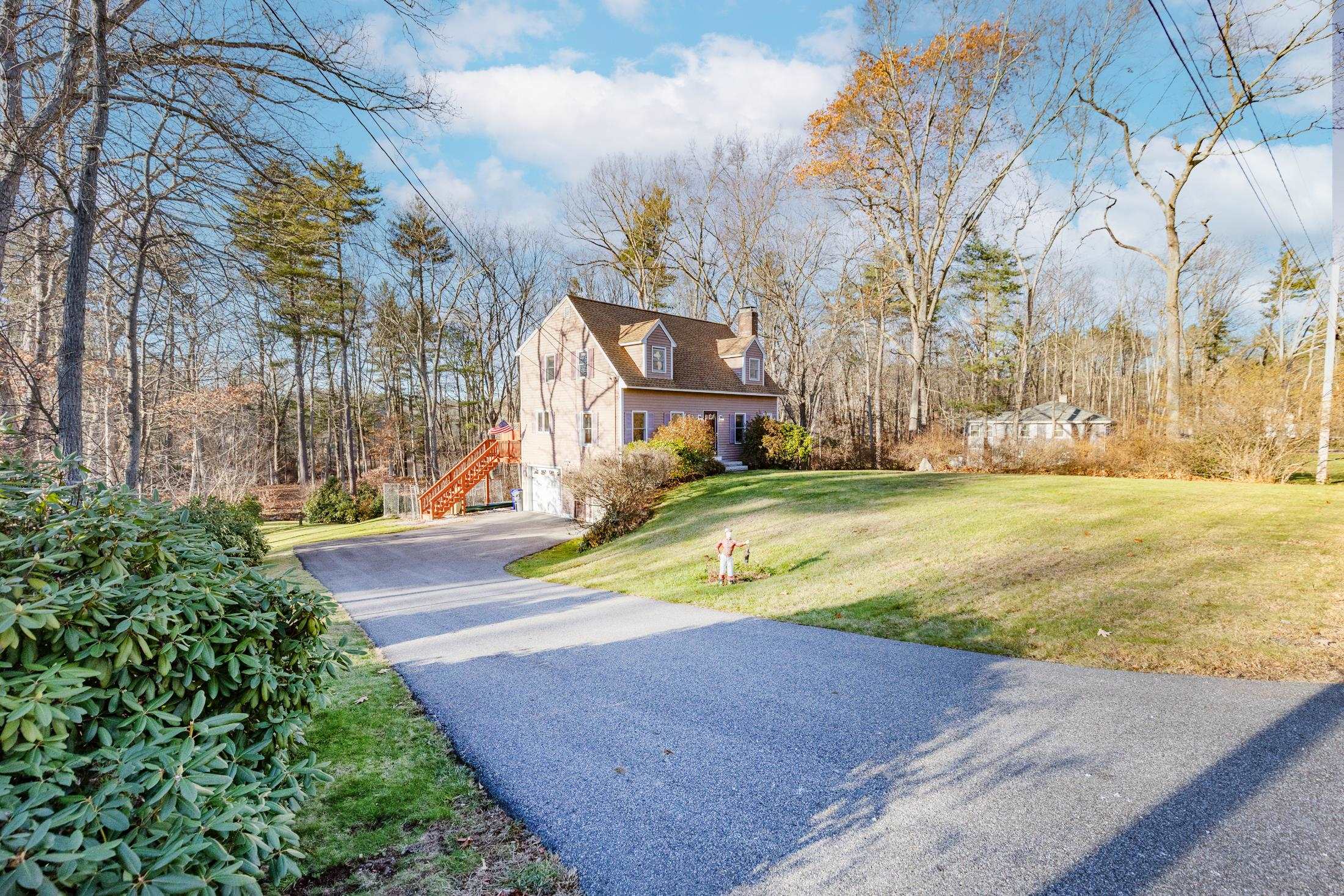 41 Tewksbury Road Hampstead, NH 03841 - Photo 2 of 30