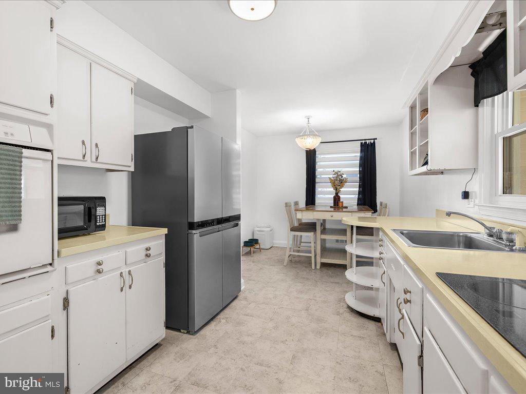8420 Spring Road Pasadena, MD 21122 - Photo 9 of 27 Gallery Image 9