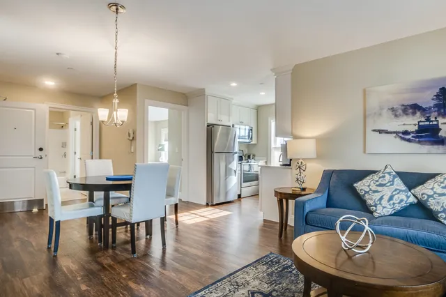 $125,000 | 1 Ocean Avenue, Unit 402/404 FRACTION 1, York, ME 03909