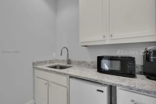 $1,495,000 | 2 Oldfield Village Road, Bluffton, SC 29909