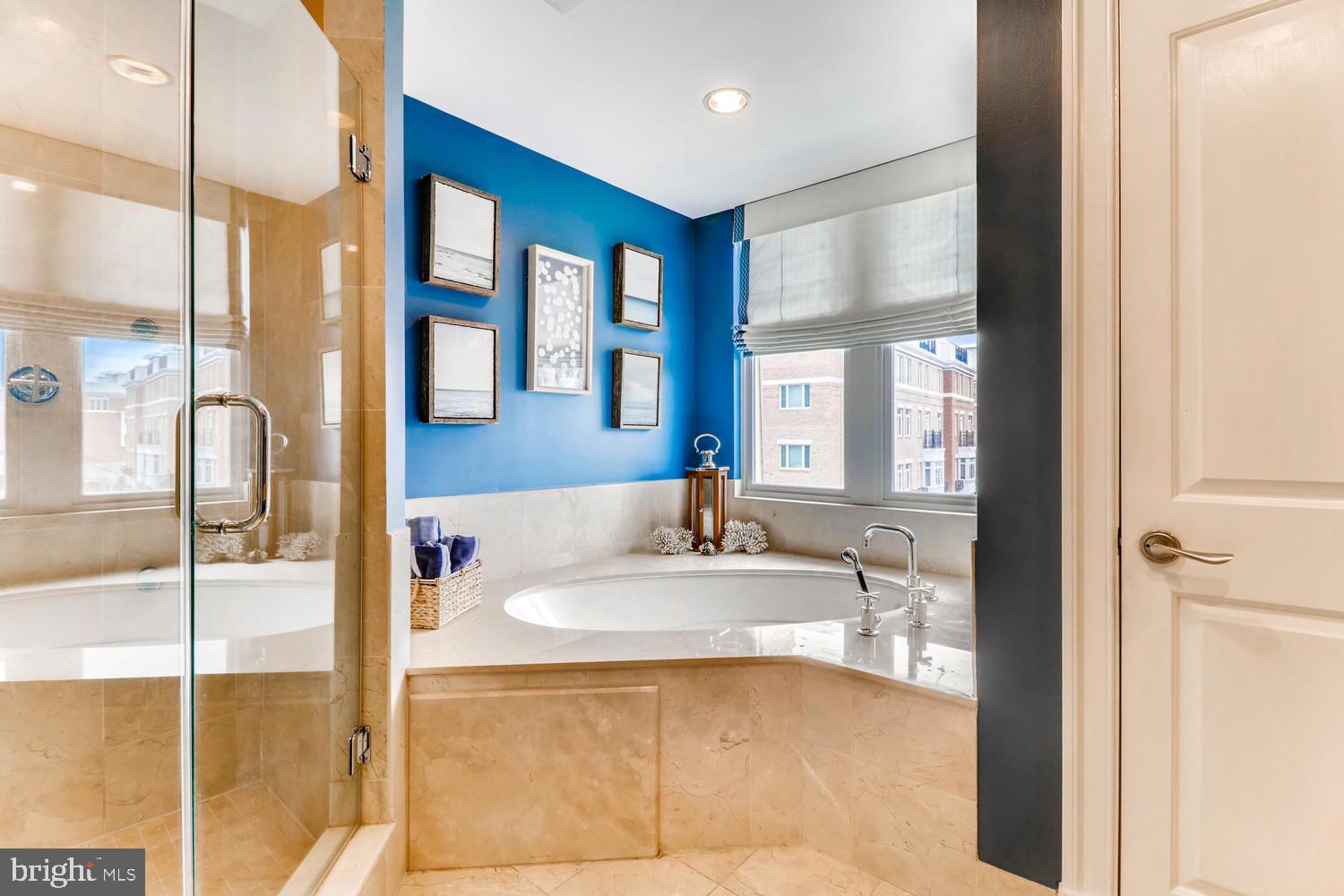 801 Key Highway, Unit 364 Baltimore, MD 21230 - Photo 26 of 51 Master Bath