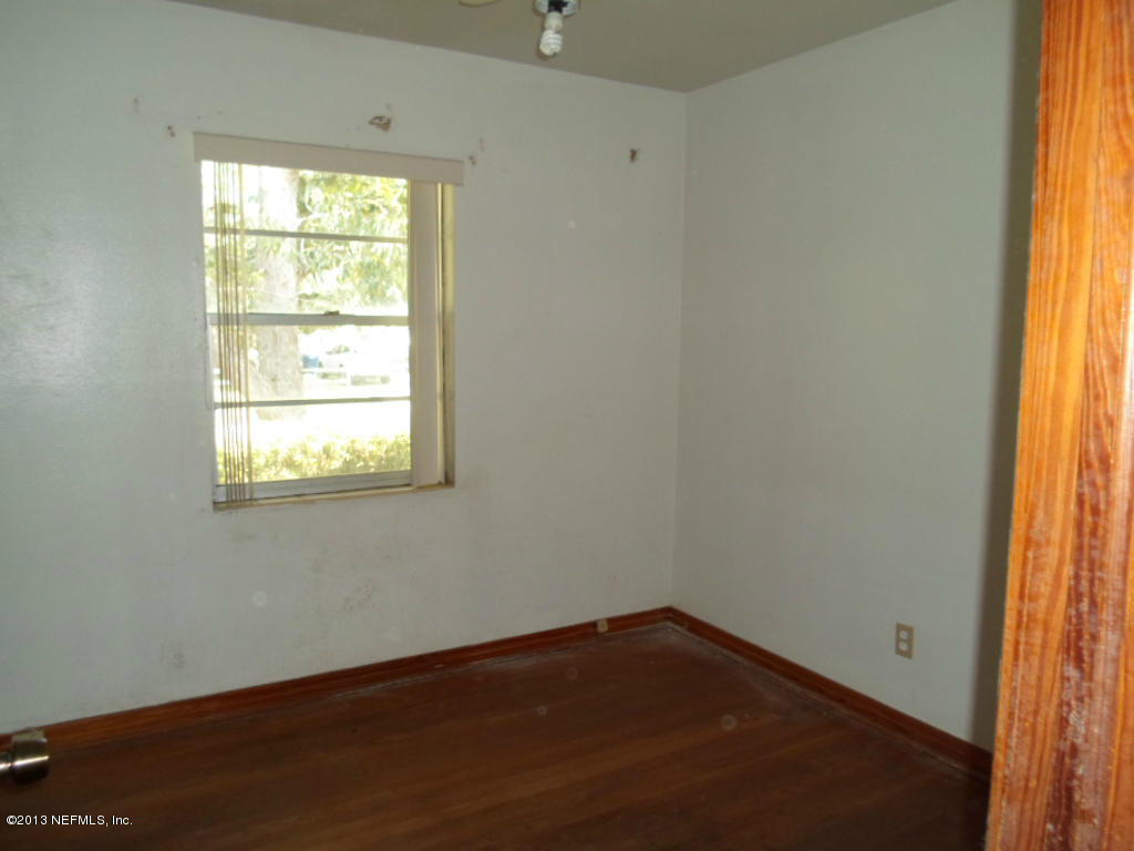 10423 Piedmont Road Jacksonville, FL 32218 - Photo 18 of 31 Front Bedroom