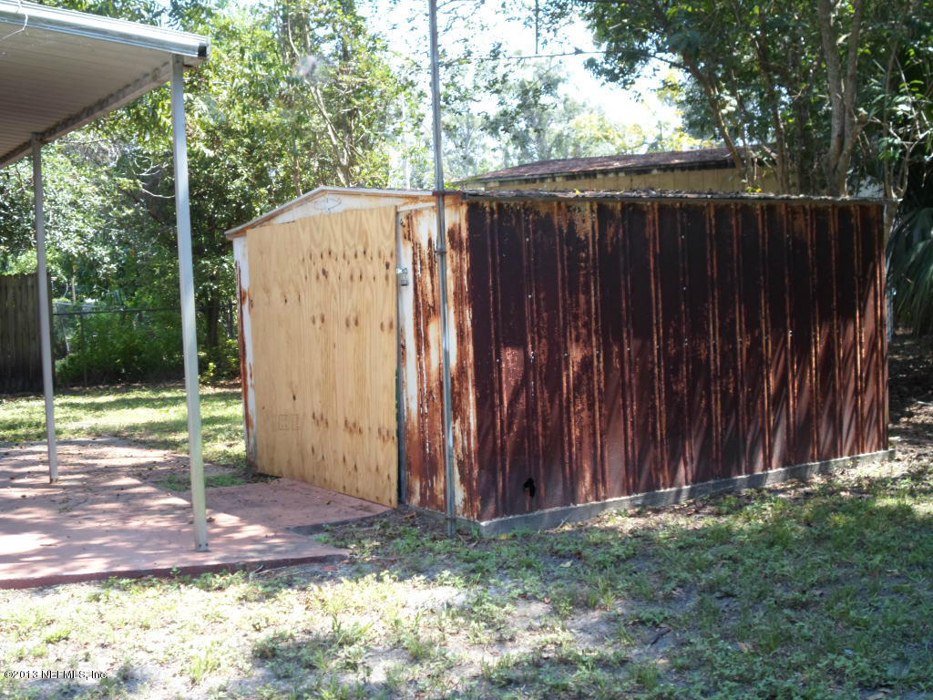 10423 Piedmont Road Jacksonville, FL 32218 - Photo 29 of 31 Storage shed
