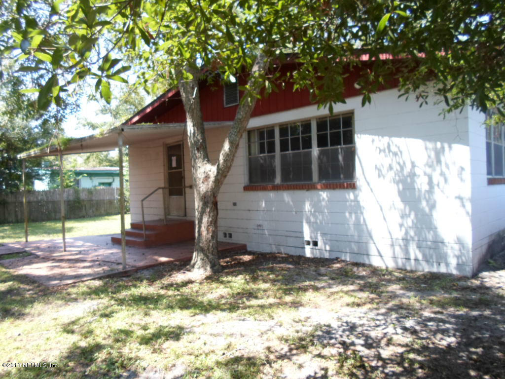 10423 Piedmont Road Jacksonville, FL 32218 - Photo 30 of 31 Covered Patio