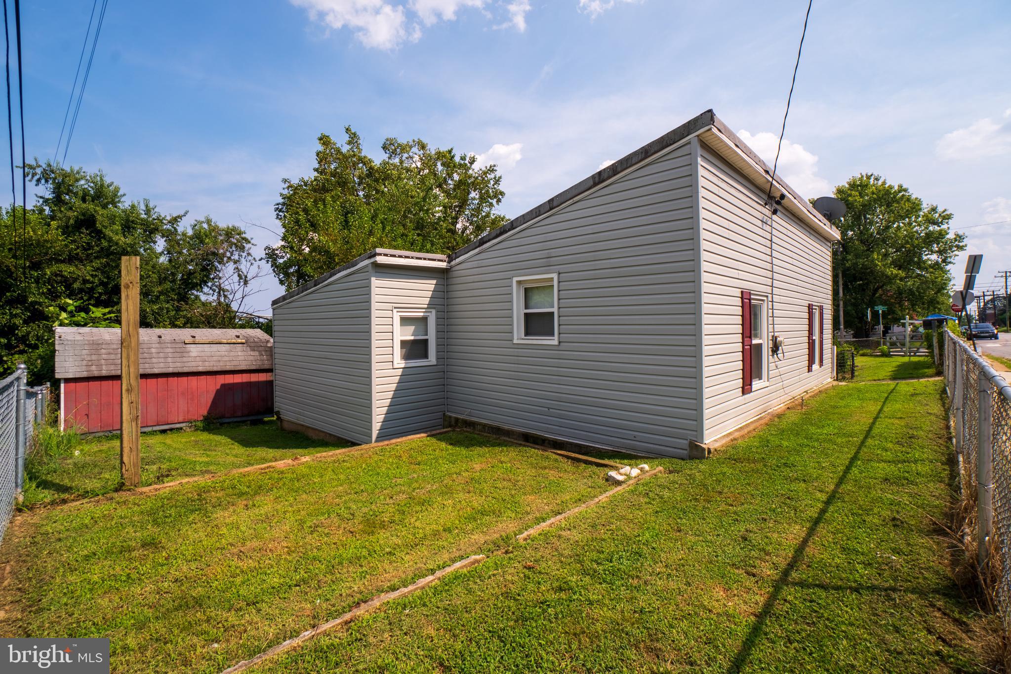 4415 Fairhaven Avenue Curtis Bay, MD 21226 - Photo 18 of 27 a view of a backyard with a garden