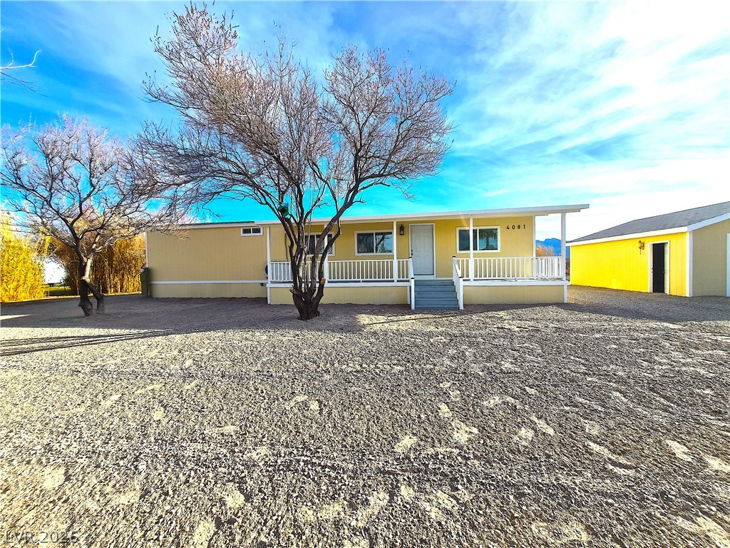 4081 Retread Road Pahrump, NV 89048 - Photo 2 of 25