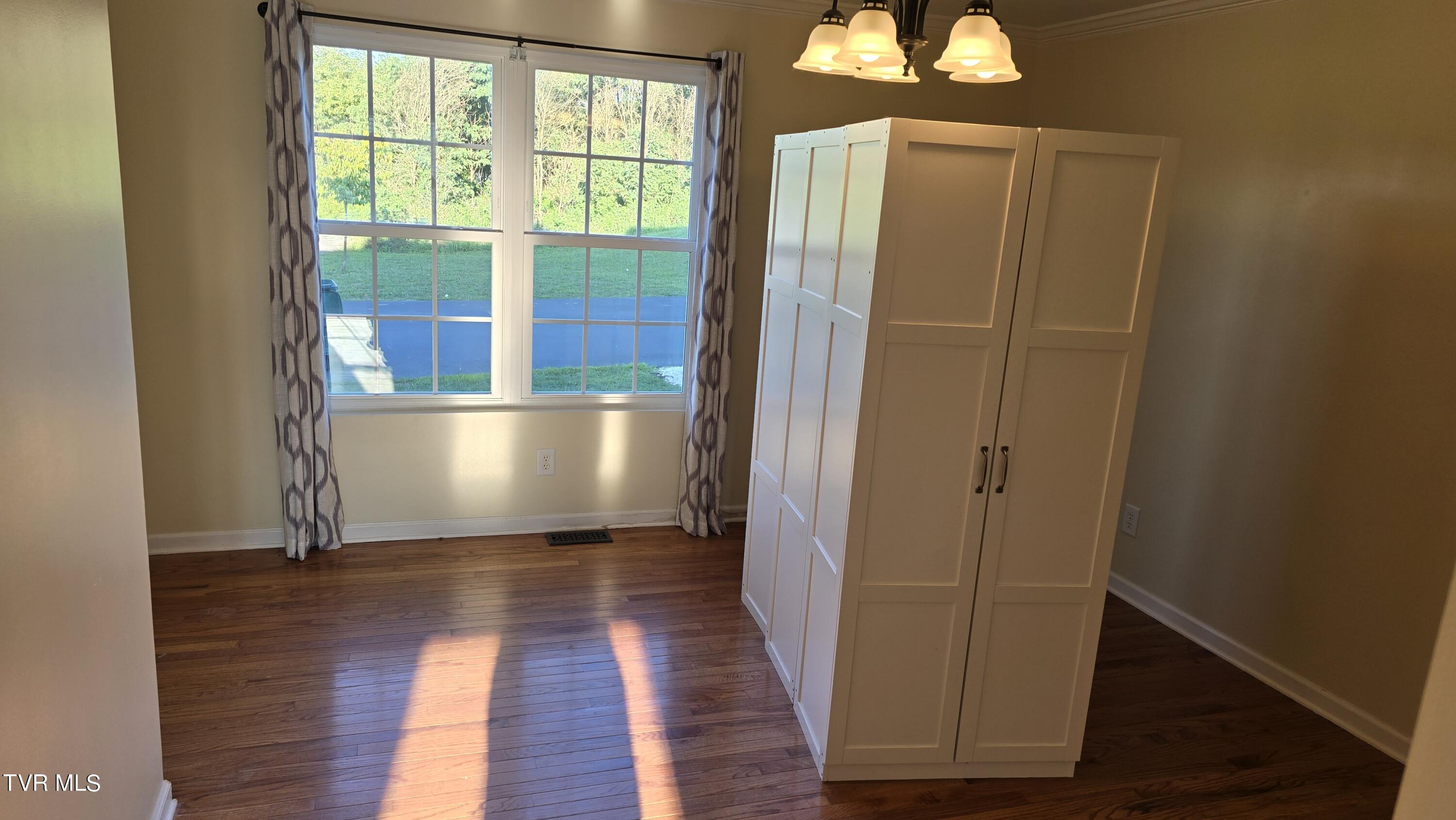 234 Montvale Road, Unit 8 Bristol, VA 24201 - Photo 22 of 50 20240814_185857