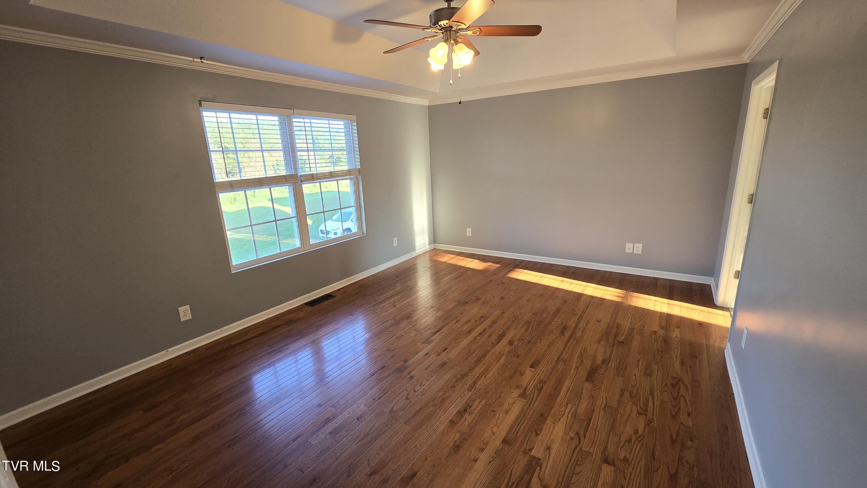 234 Montvale Road, Unit 8 Bristol, VA 24201 - Photo 35 of 50 20240814_190445