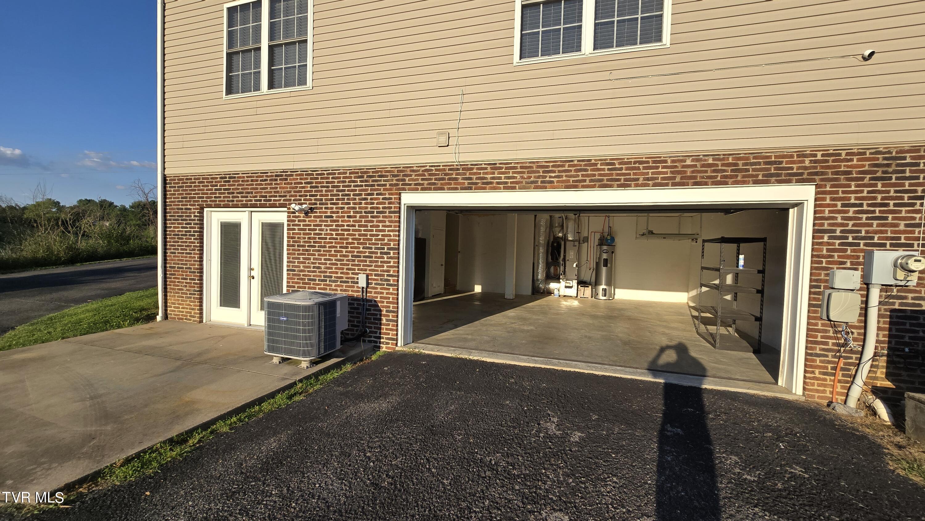 234 Montvale Road, Unit 8 Bristol, VA 24201 - Photo 49 of 50 20240814_191426