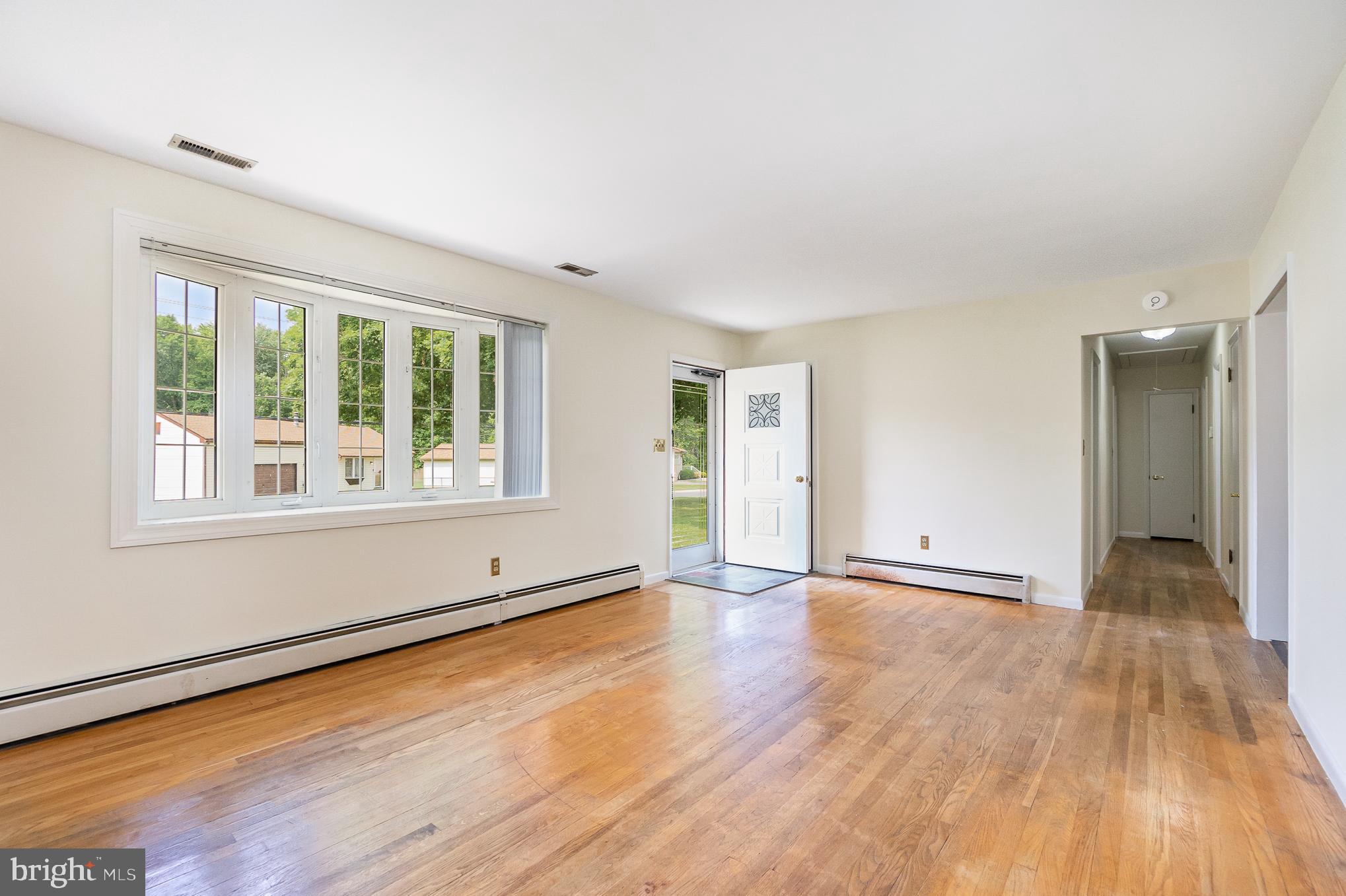 2120 Turkey Point Road Essex, MD 21221 - Photo 6 of 42 Hardwood floors thru-out main floor!