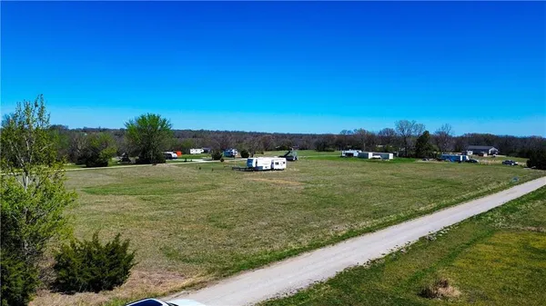 $17,500 | 25 Badger Drive, Mound City, KS 66056