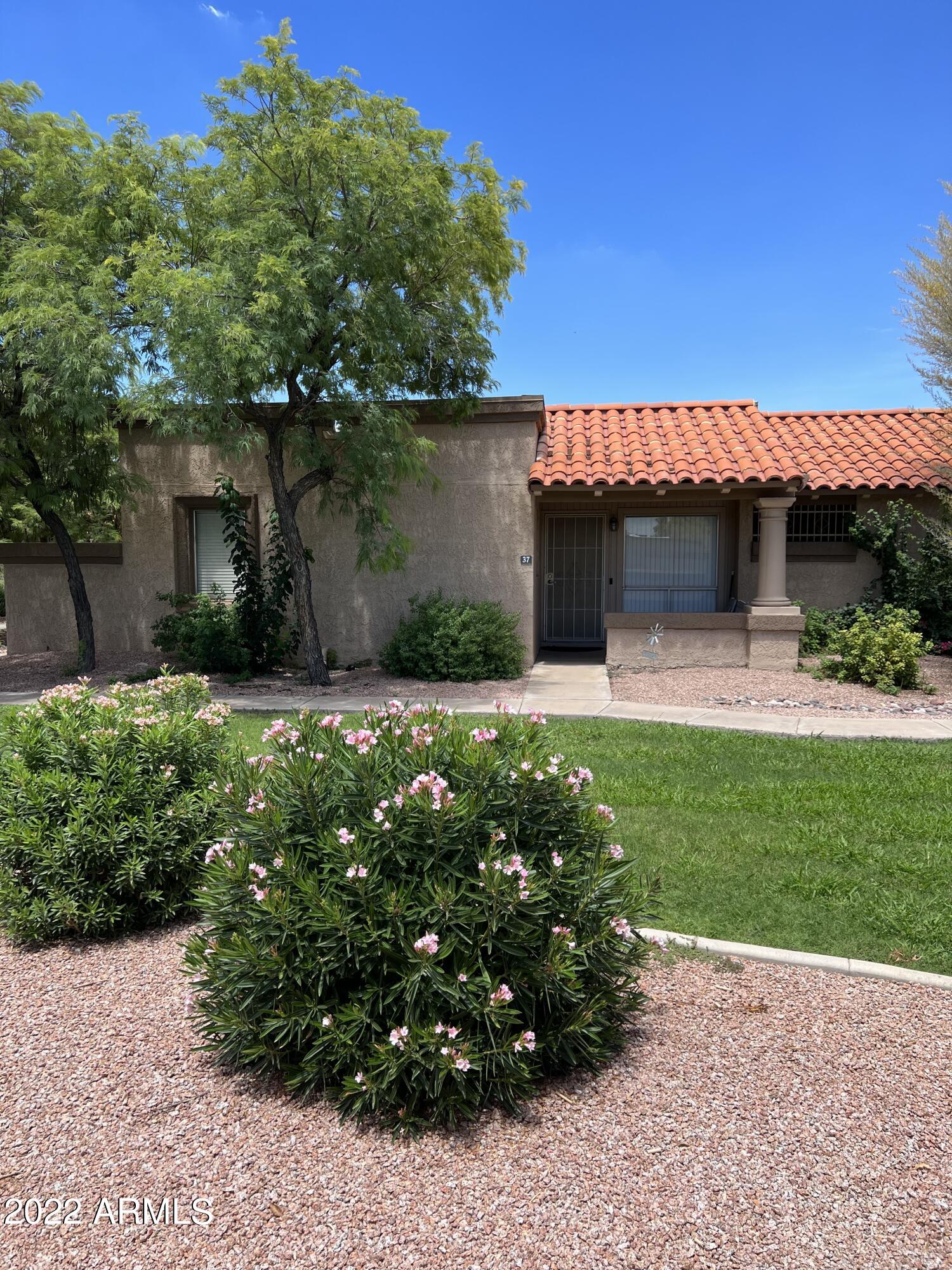 93 North Cooper Road, Unit 37 Chandler, AZ 85225 - Photo 31 of 32 IMG_3328