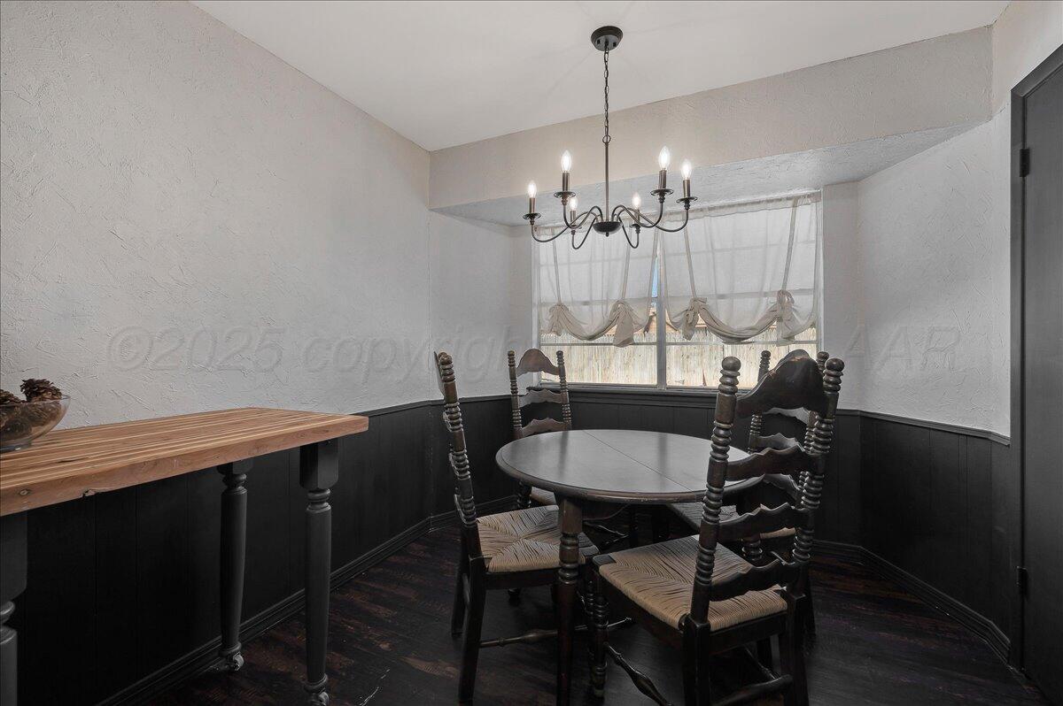 4814 South Austin Street Amarillo, TX 79110 - Photo 8 of 19 08-Dining Room
