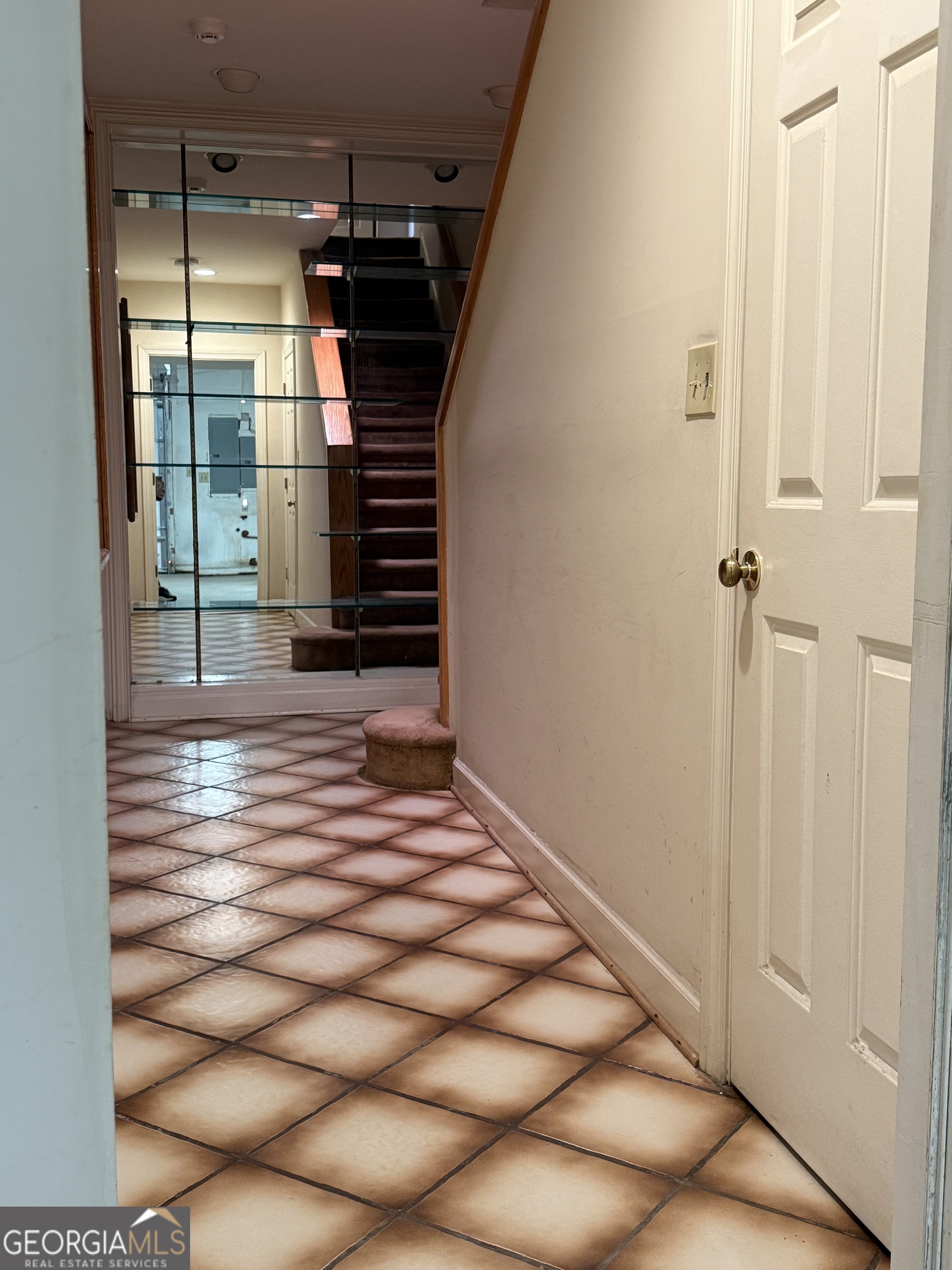 116 Paces Run Atlanta, GA 30339 - Photo 19 of 24 a view of a interior of the house