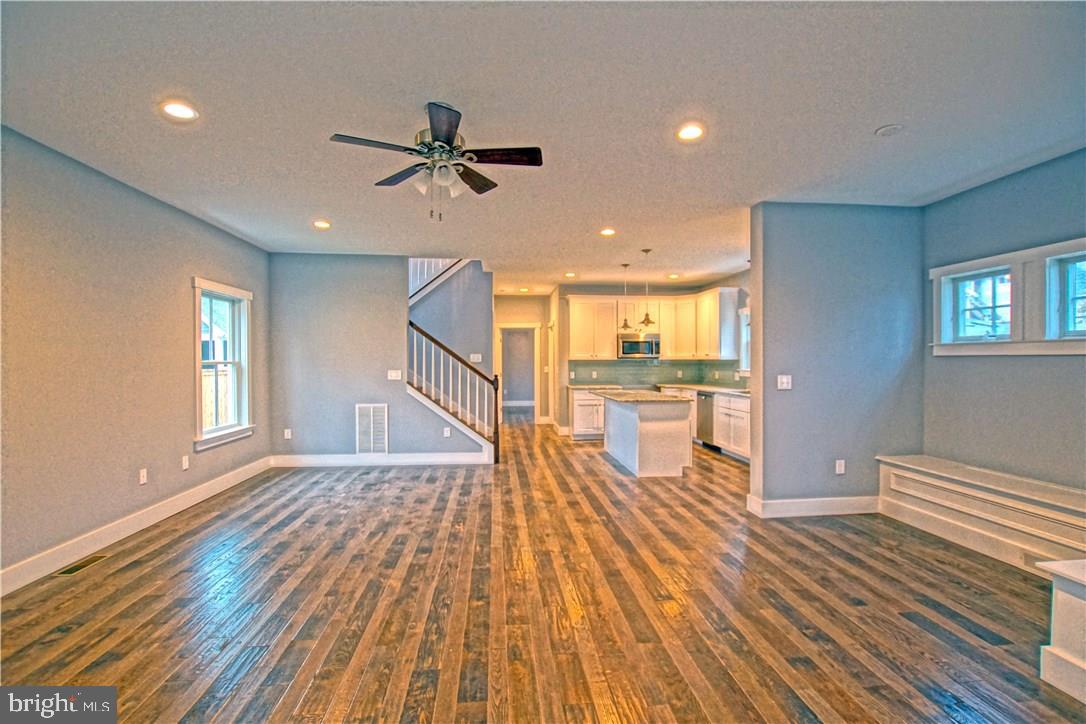 342 Savannah Road, Unit B Lewes, DE 19958 - Photo 3 of 14 Gallery Image 3