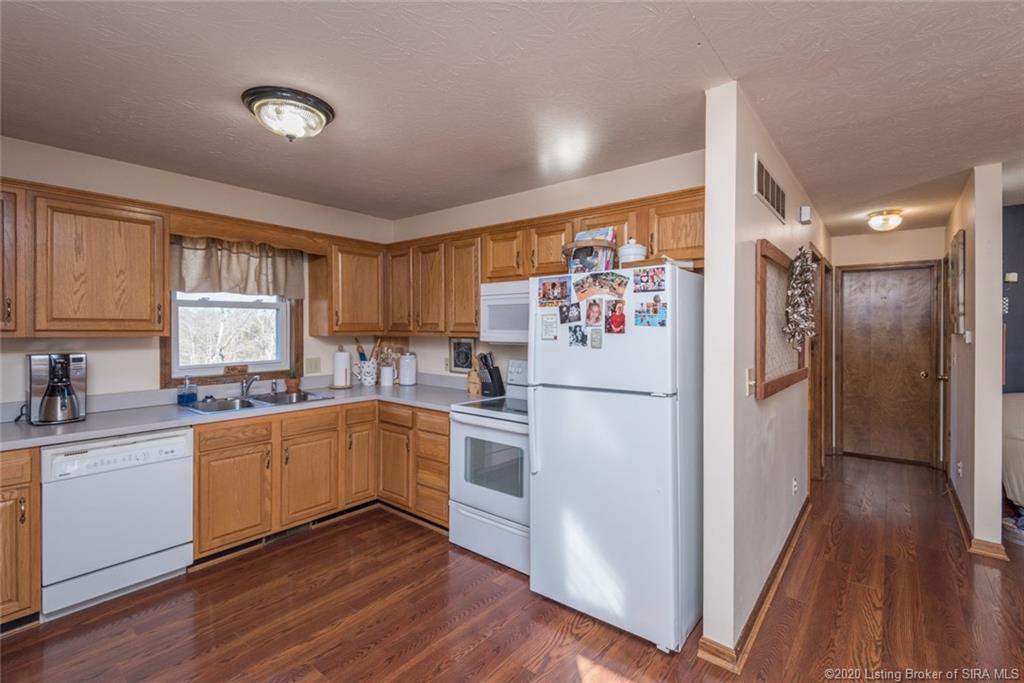 1285 Wissman Road Georgetown, IN 47122 - Photo 8 of 39
