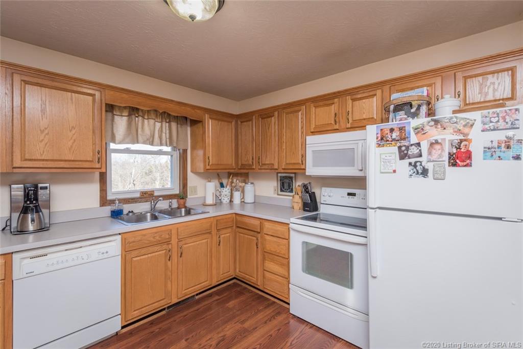 1285 Wissman Road Georgetown, IN 47122 - Photo 10 of 39