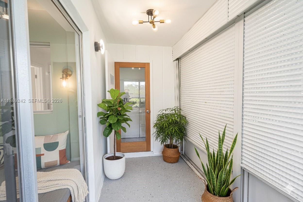 402 Capri H, Unit 402 Delray Beach, FL 33484 - Photo 21 of 32 virtually stage