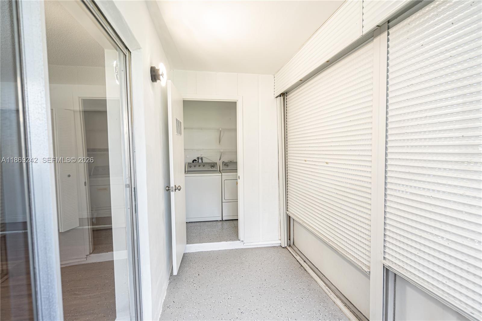 402 Capri H, Unit 402 Delray Beach, FL 33484 - Photo 22 of 32