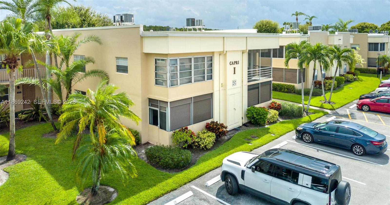 402 Capri H, Unit 402 Delray Beach, FL 33484 - Photo 29 of 32