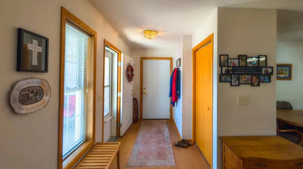 $259,900 | 1906 Oak Tree Lane, Unit B, Rose Creek, MN 55970