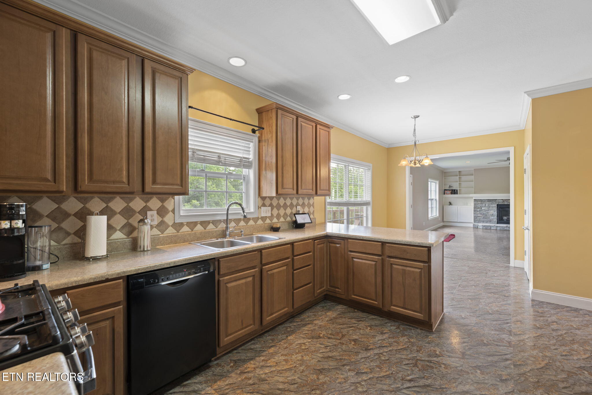 1820 Falling Waters Road Knoxville, TN 37922 - Photo 15 of 48 21-web-or-mls-FllngWtrs1820 (69)