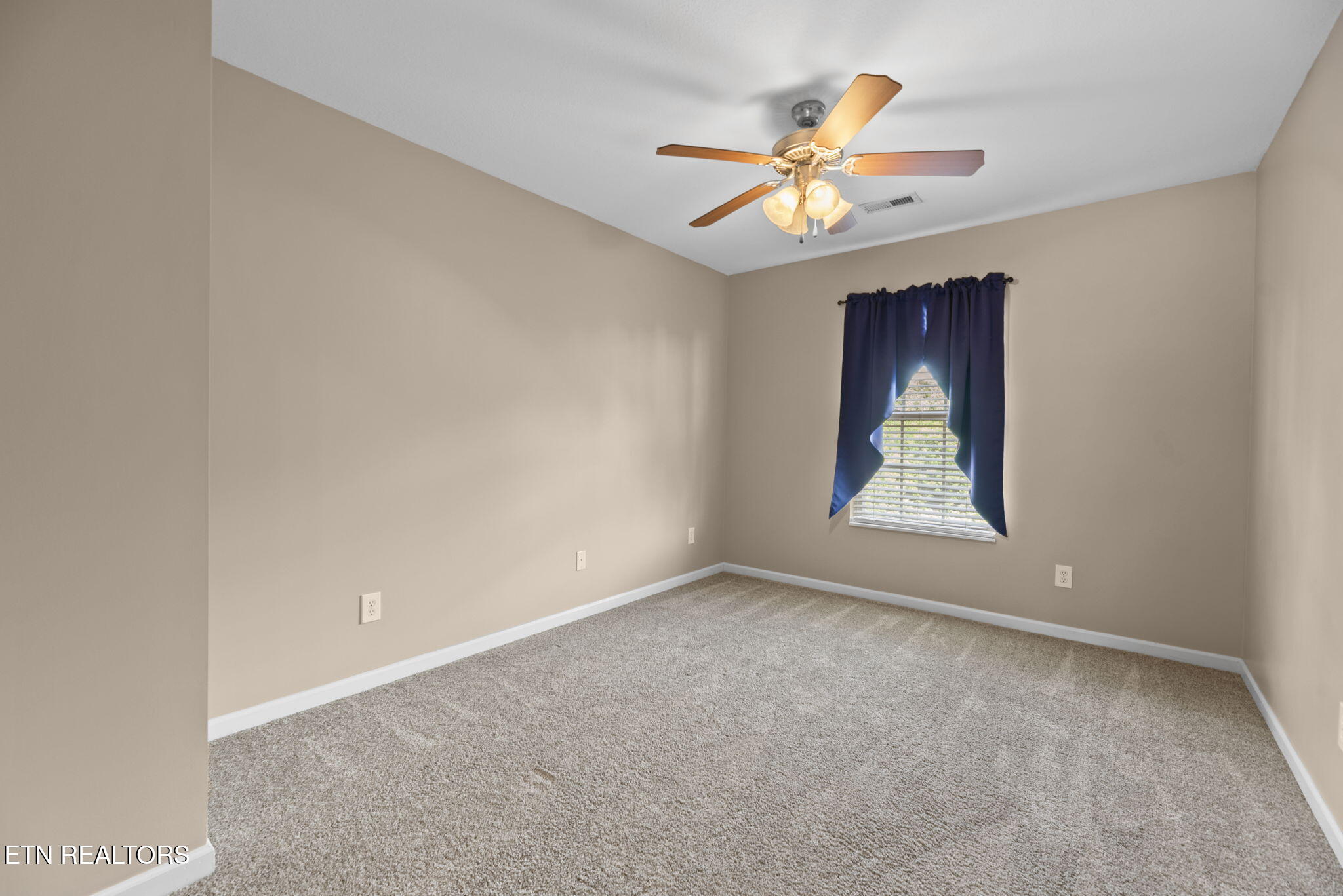 1820 Falling Waters Road Knoxville, TN 37922 - Photo 27 of 48 33-web-or-mls-FllngWtrs1820 (108)