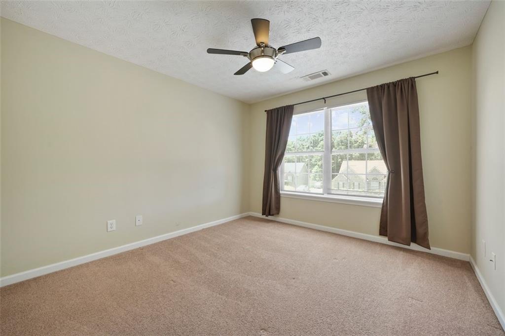 6345 Aarons Way Flowery Branch, GA 30542 - Photo 17 of 34