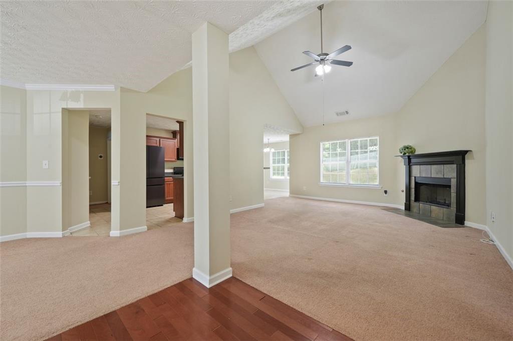 6345 Aarons Way Flowery Branch, GA 30542 - Photo 5 of 34