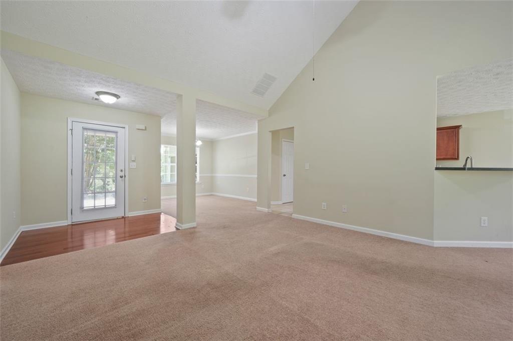 6345 Aarons Way Flowery Branch, GA 30542 - Photo 8 of 34