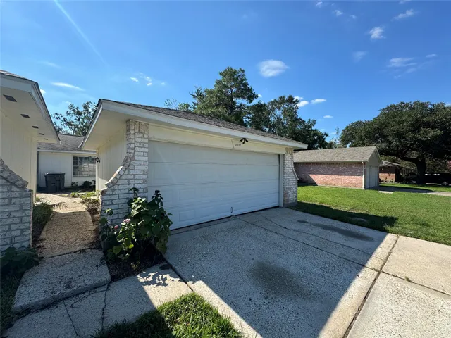 $1,495 | 23227 Low Ridge Road, Spring, TX 77373