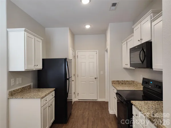 $1,860 | 9623 Weikert Road, Charlotte, NC 28215