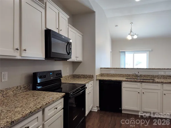 $1,860 | 9623 Weikert Road, Charlotte, NC 28215