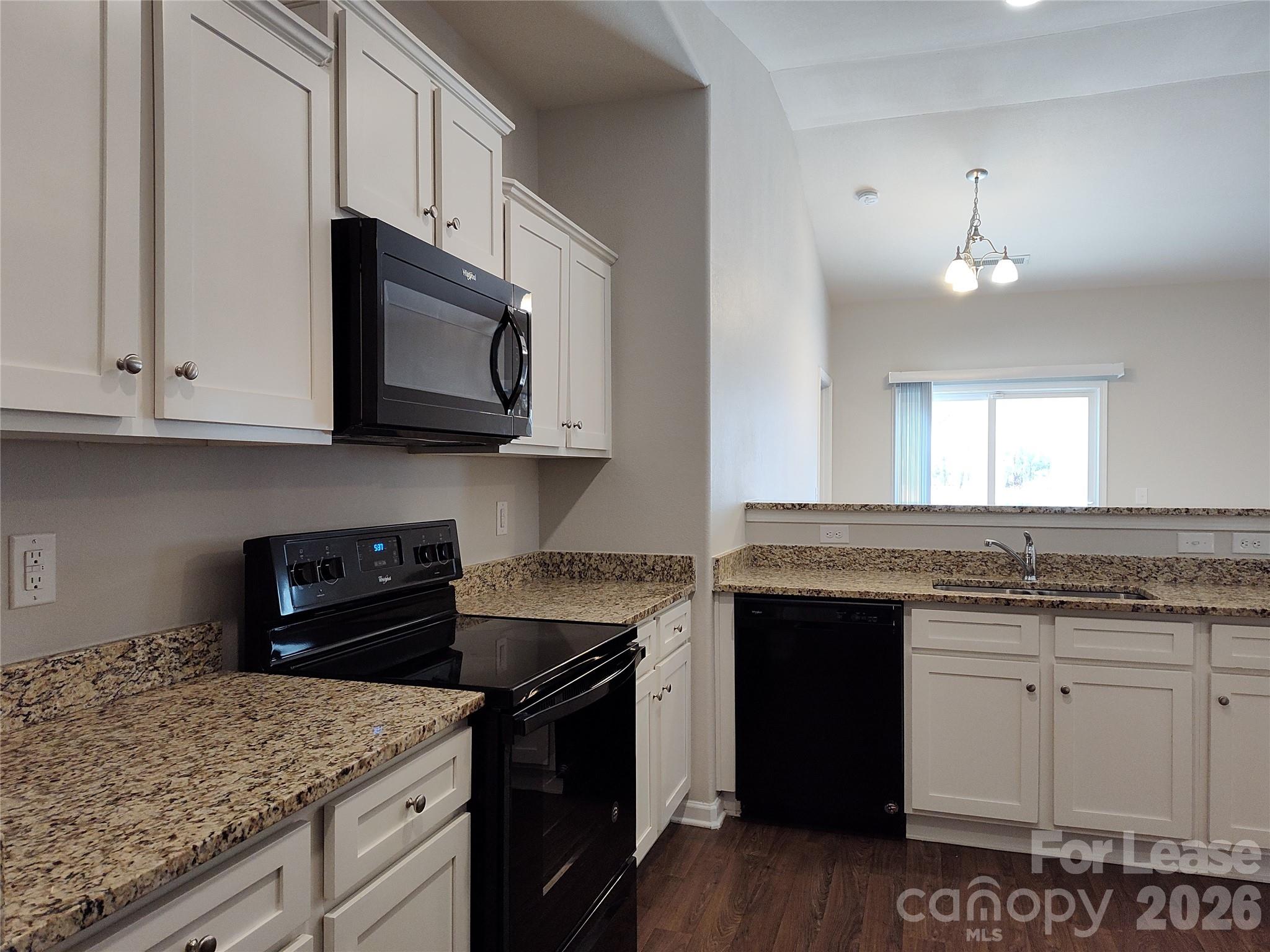 9623 Weikert Road Charlotte, NC 28215 - Photo 4 of 18