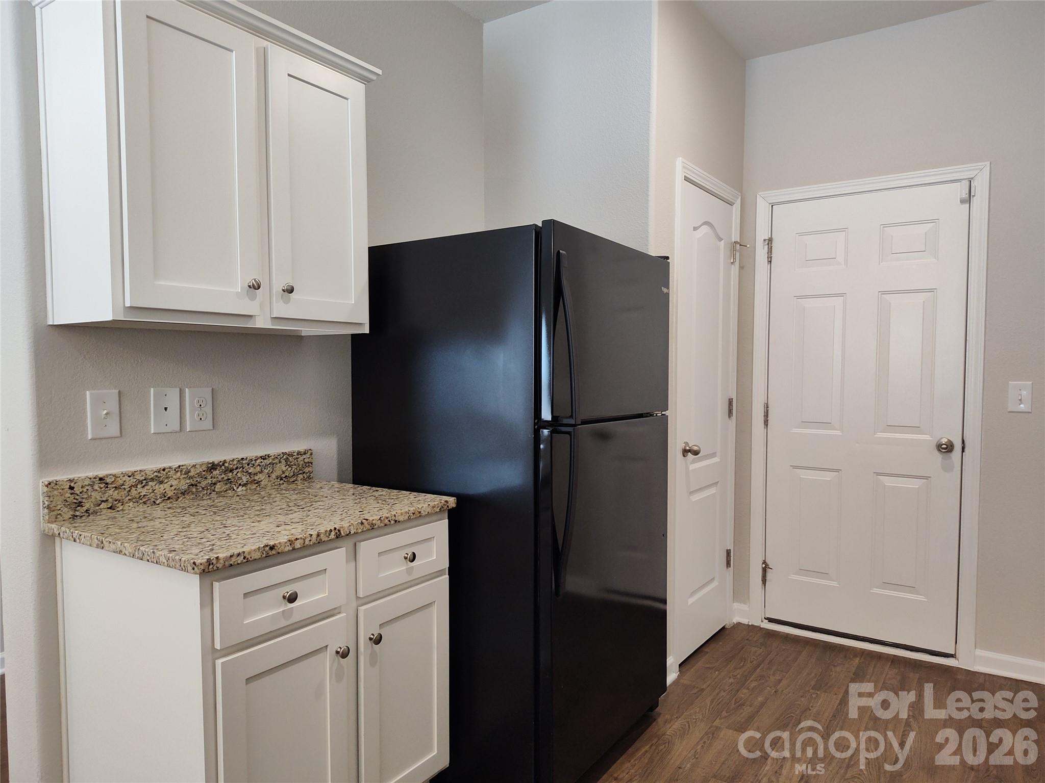 9623 Weikert Road Charlotte, NC 28215 - Photo 5 of 18