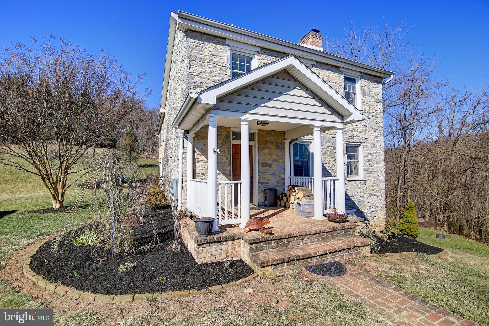 1507 Old Rider Road Harpers Ferry, WV 25425 - Photo 3 of 38