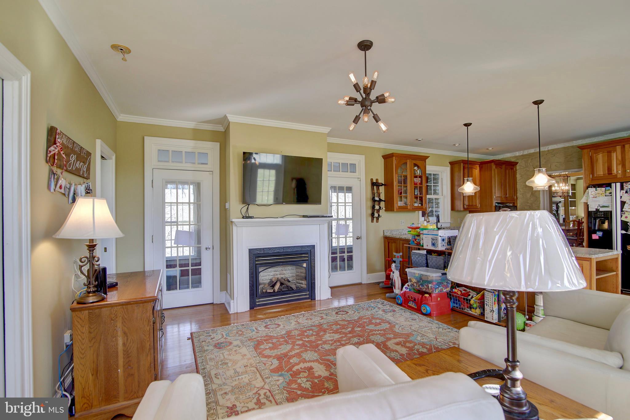 1507 Old Rider Road Harpers Ferry, WV 25425 - Photo 8 of 38